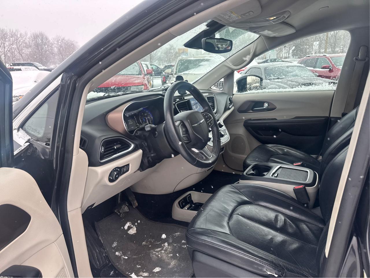 Chrysler Pacifica Touring-L Plus 2017