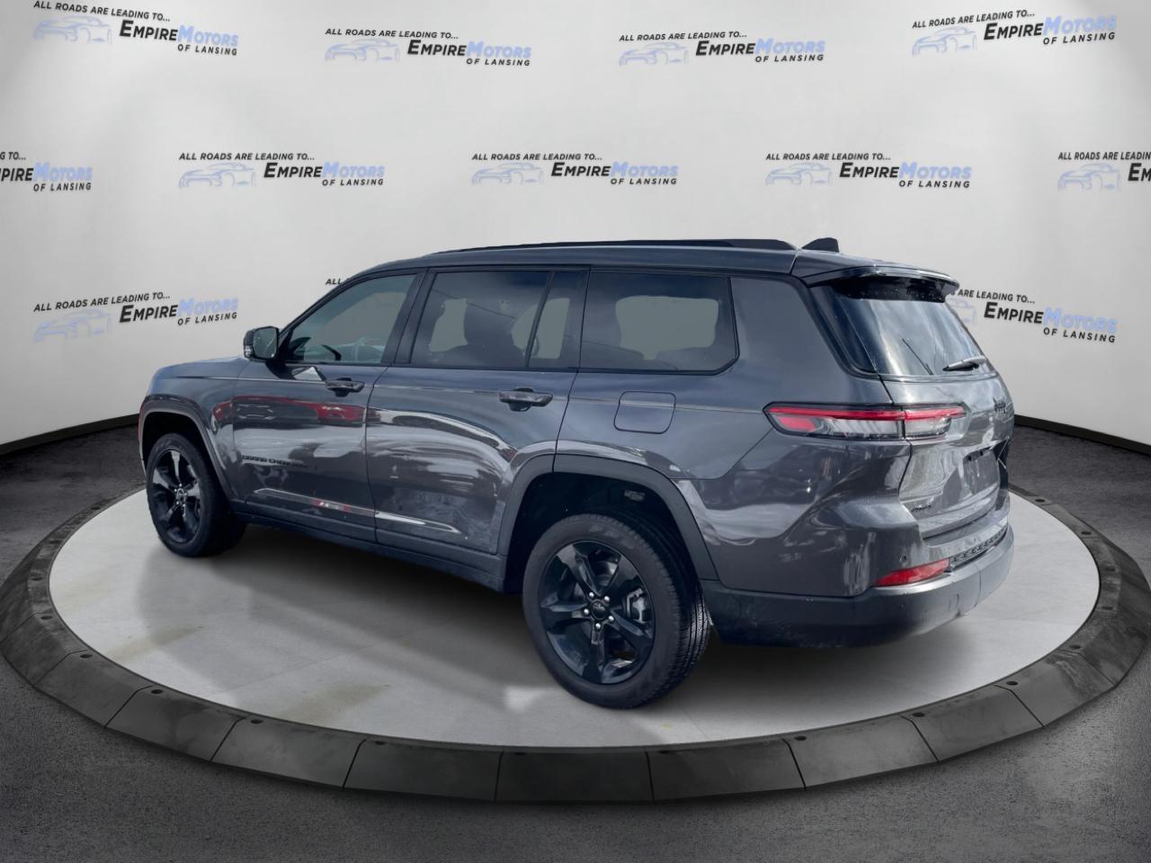 Jeep Grand Cherokee L Laredo 4WD 2024