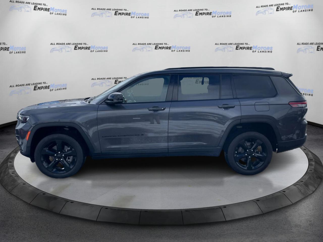 Jeep Grand Cherokee L Laredo 4WD 2024