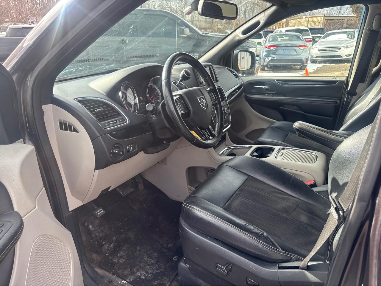 Dodge Grand Caravan SXT 2020