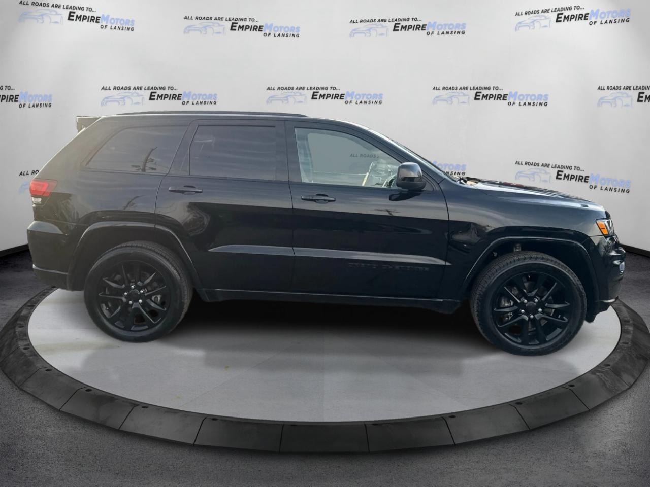 Jeep Grand Cherokee Laredo E 4WD 2021