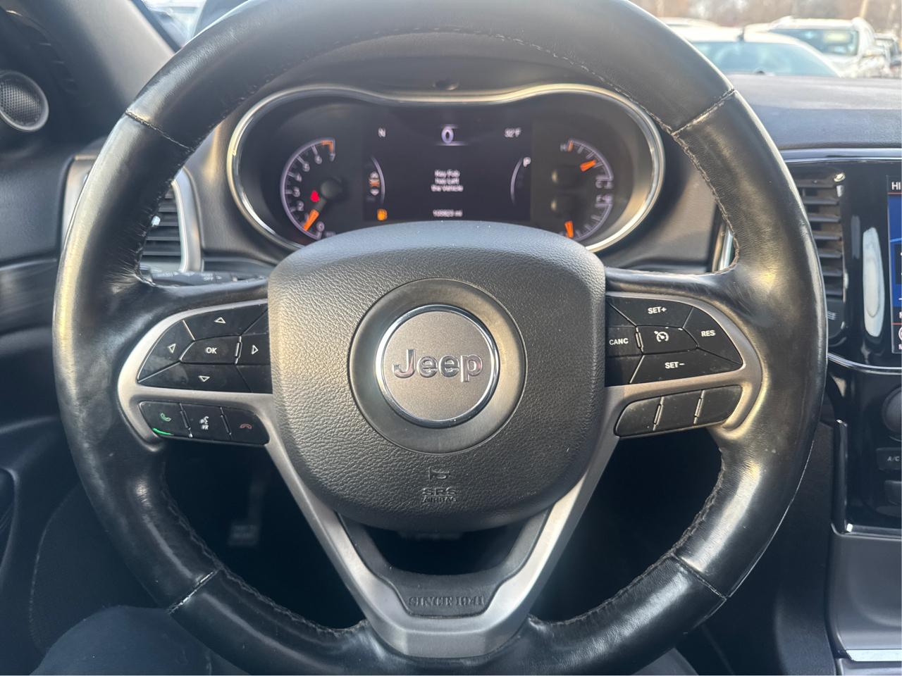 Jeep Grand Cherokee Laredo E 4WD 2021