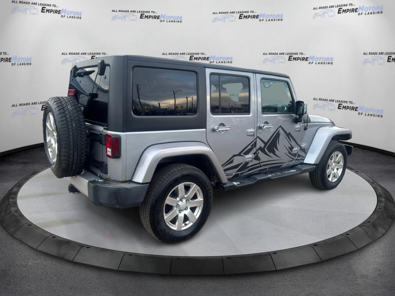 Jeep Wrangler Unlimited Sahara 4WD 2014