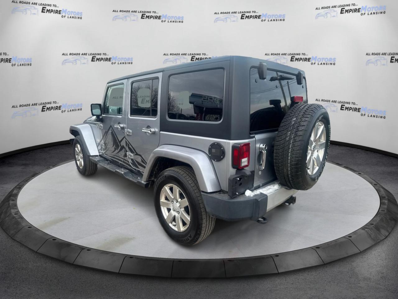 Jeep Wrangler Unlimited Sahara 4WD 2014