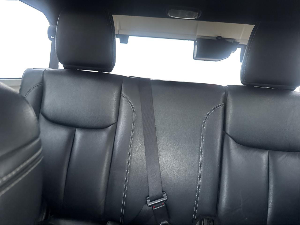 Jeep Wrangler Unlimited Sahara 4WD 2014