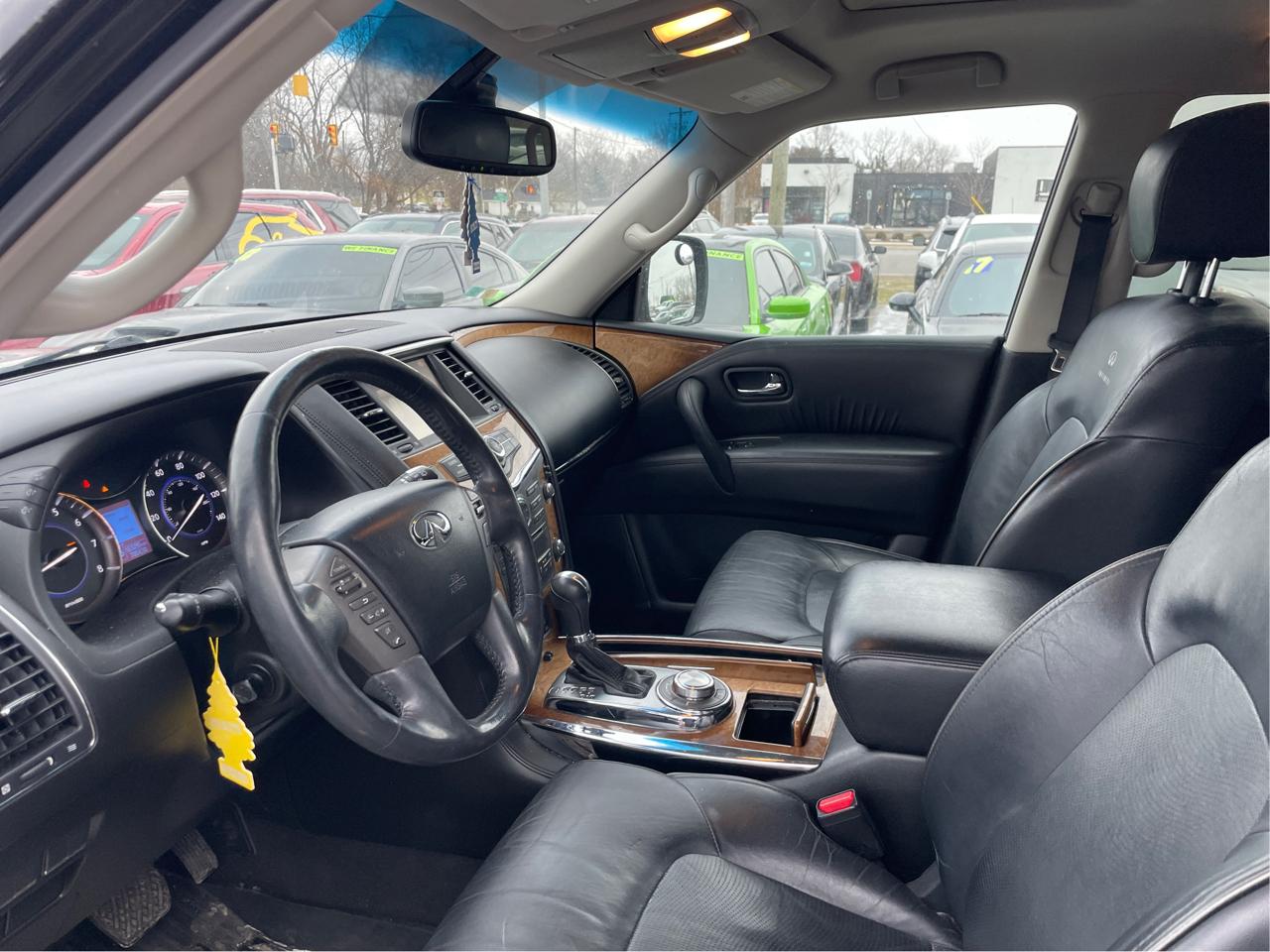 Infiniti QX80 4WD 2014