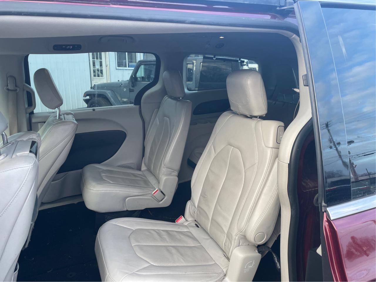 Chrysler Pacifica Touring-L Plus 2018