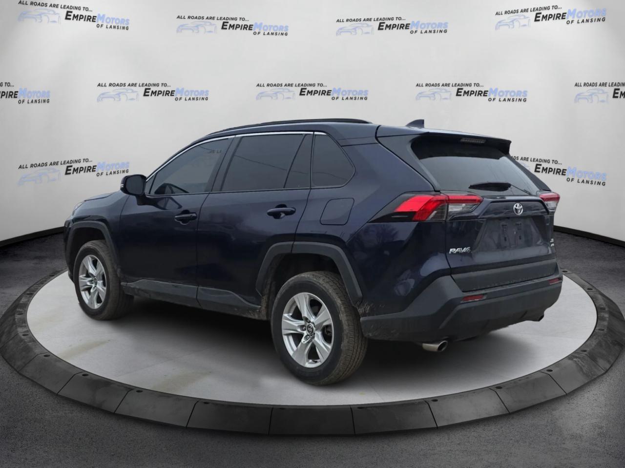 Toyota RAV4 XLE AWD 2021