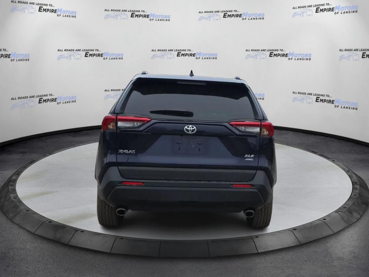 Toyota RAV4 XLE AWD 2021