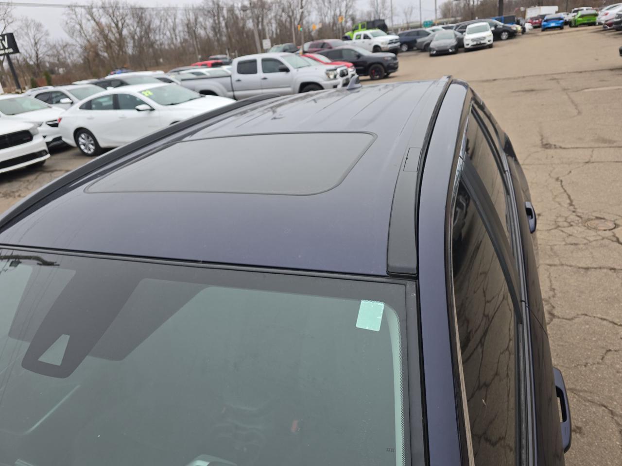 Toyota RAV4 XLE AWD 2021