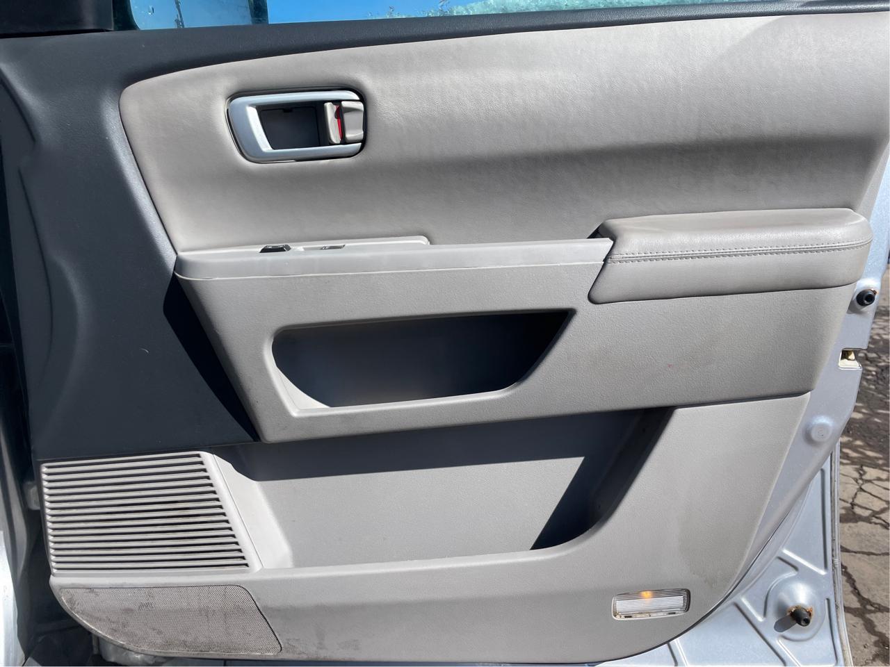 Honda Pilot EX-L 4WD 5-Spd AT with DVD 2014