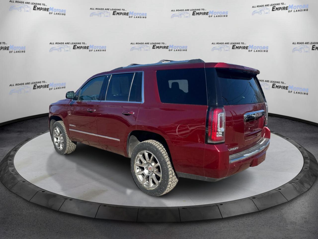 GMC Yukon Denali 4WD 2018