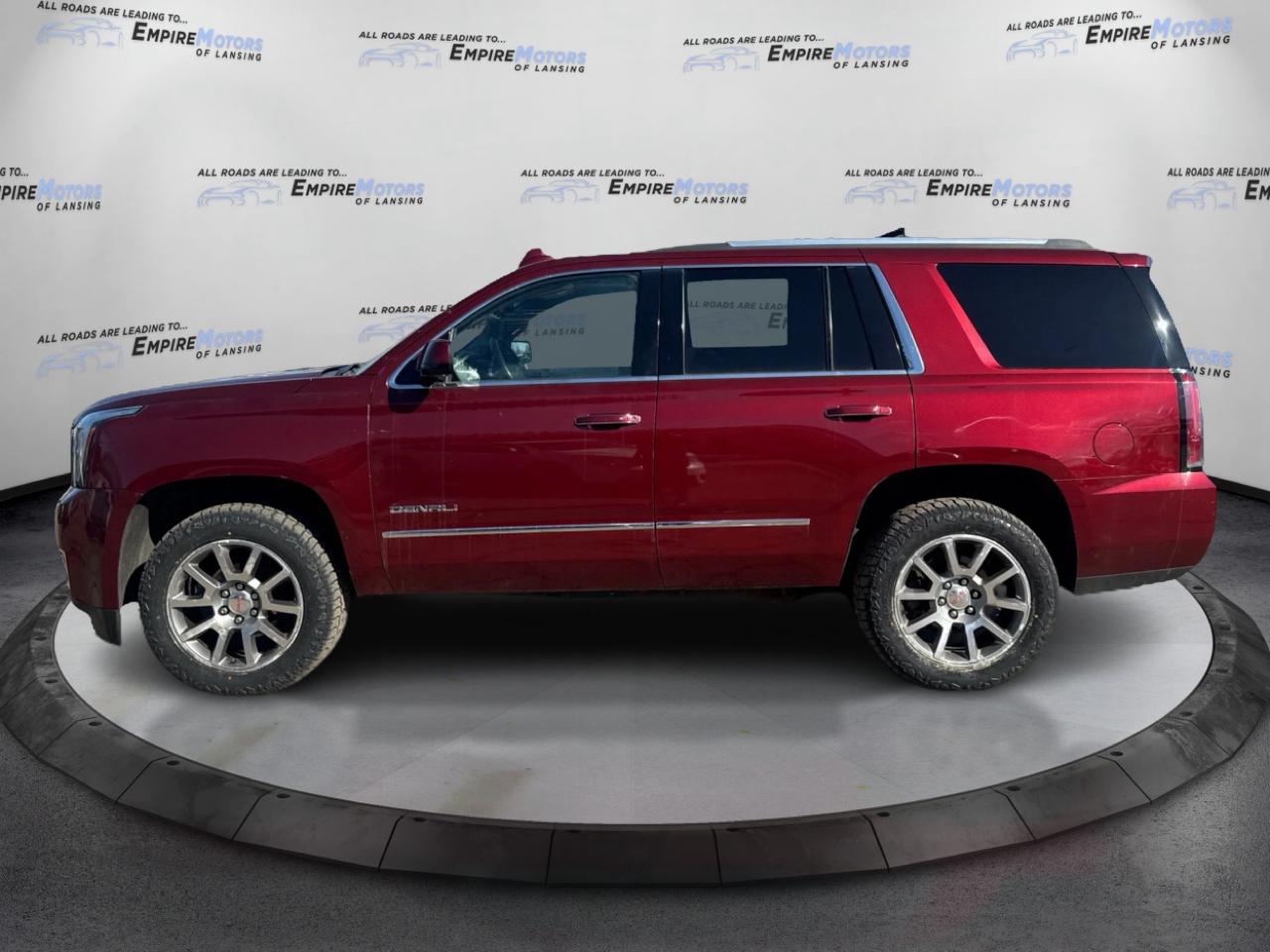 GMC Yukon Denali 4WD 2018