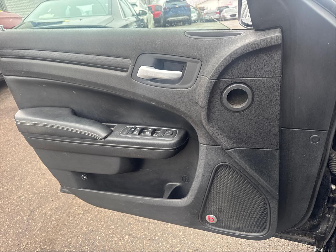 Chrysler 300 S V6 RWD 2015