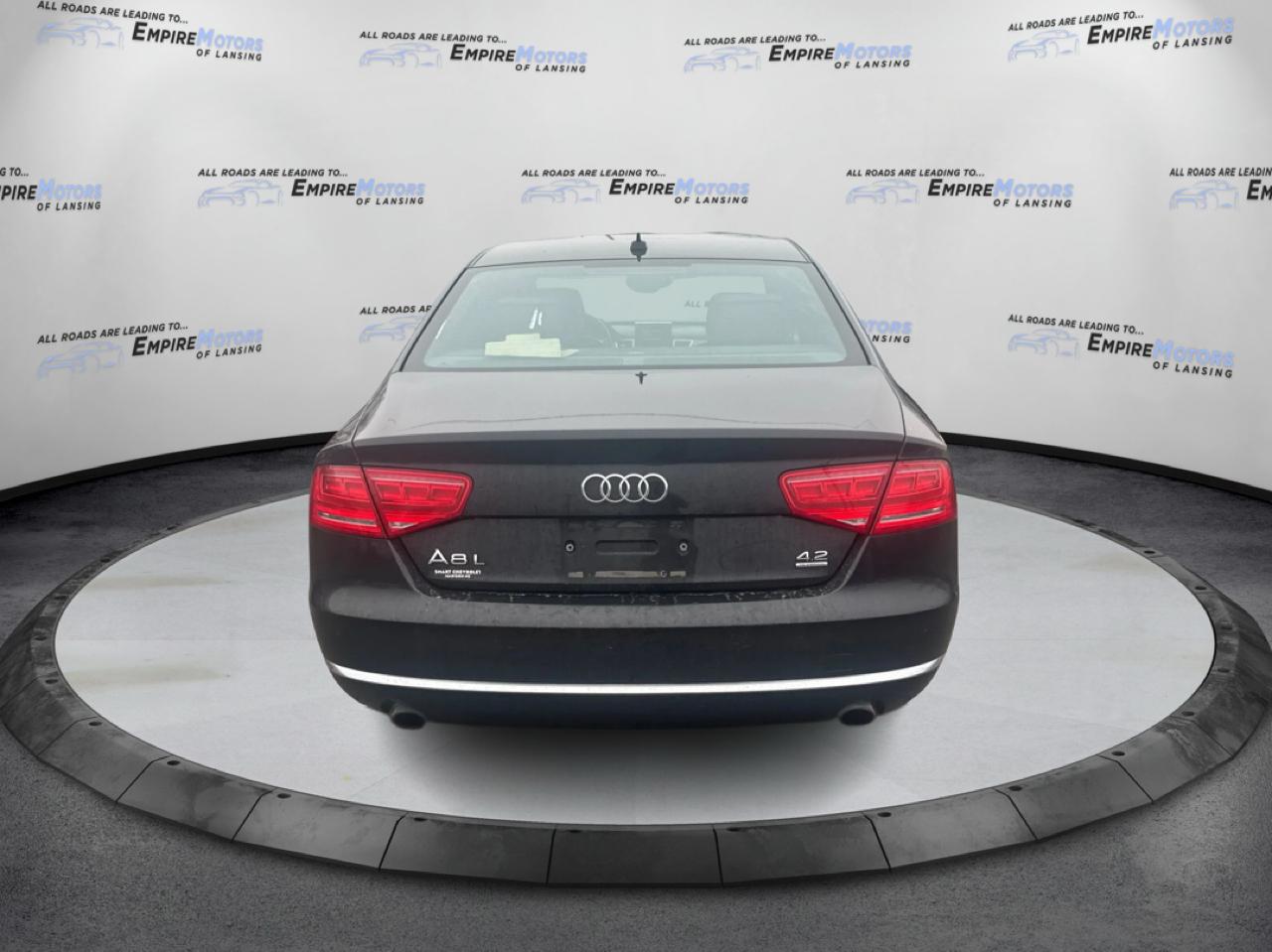 Audi A8 4.2L quattro 2011