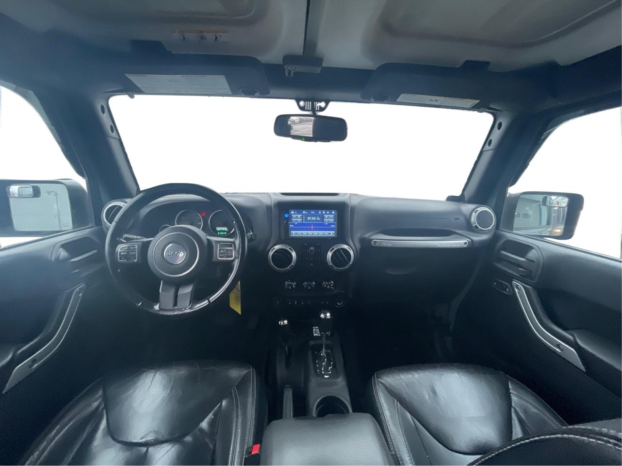 Jeep Wrangler Unlimited Sahara 4WD 2014