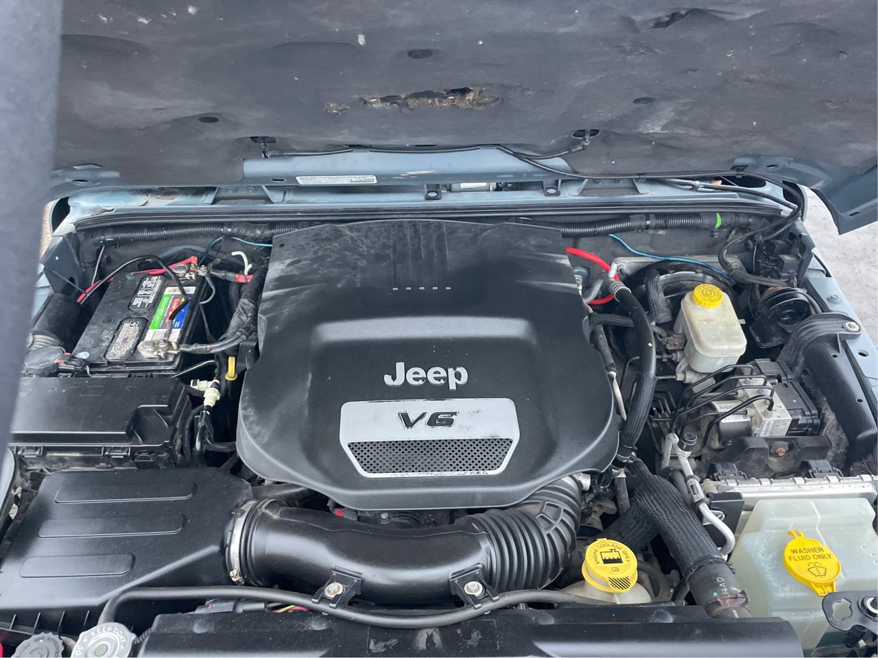 Jeep Wrangler Unlimited Sahara 4WD 2014