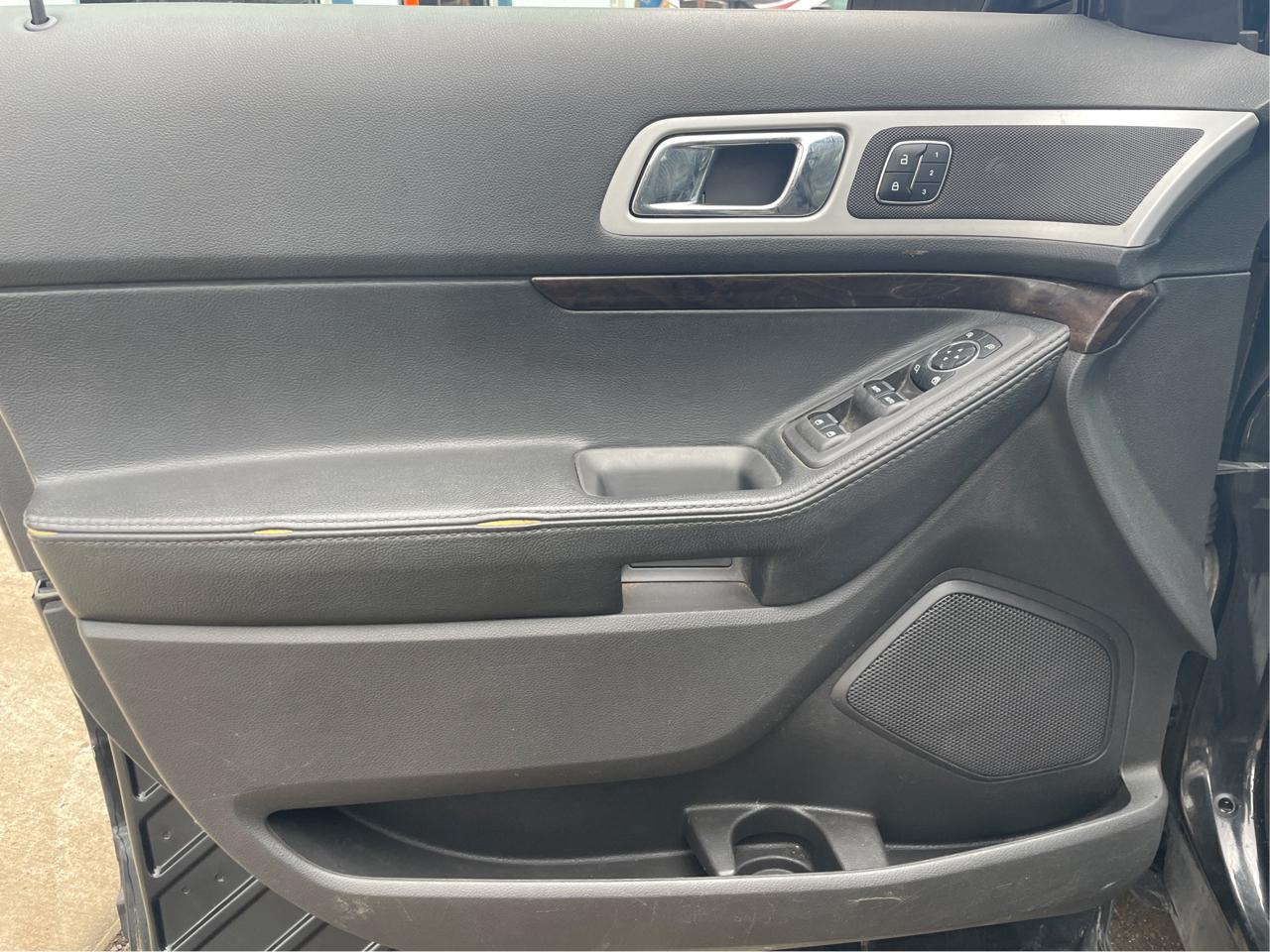 Ford Explorer Limited 4WD 2013