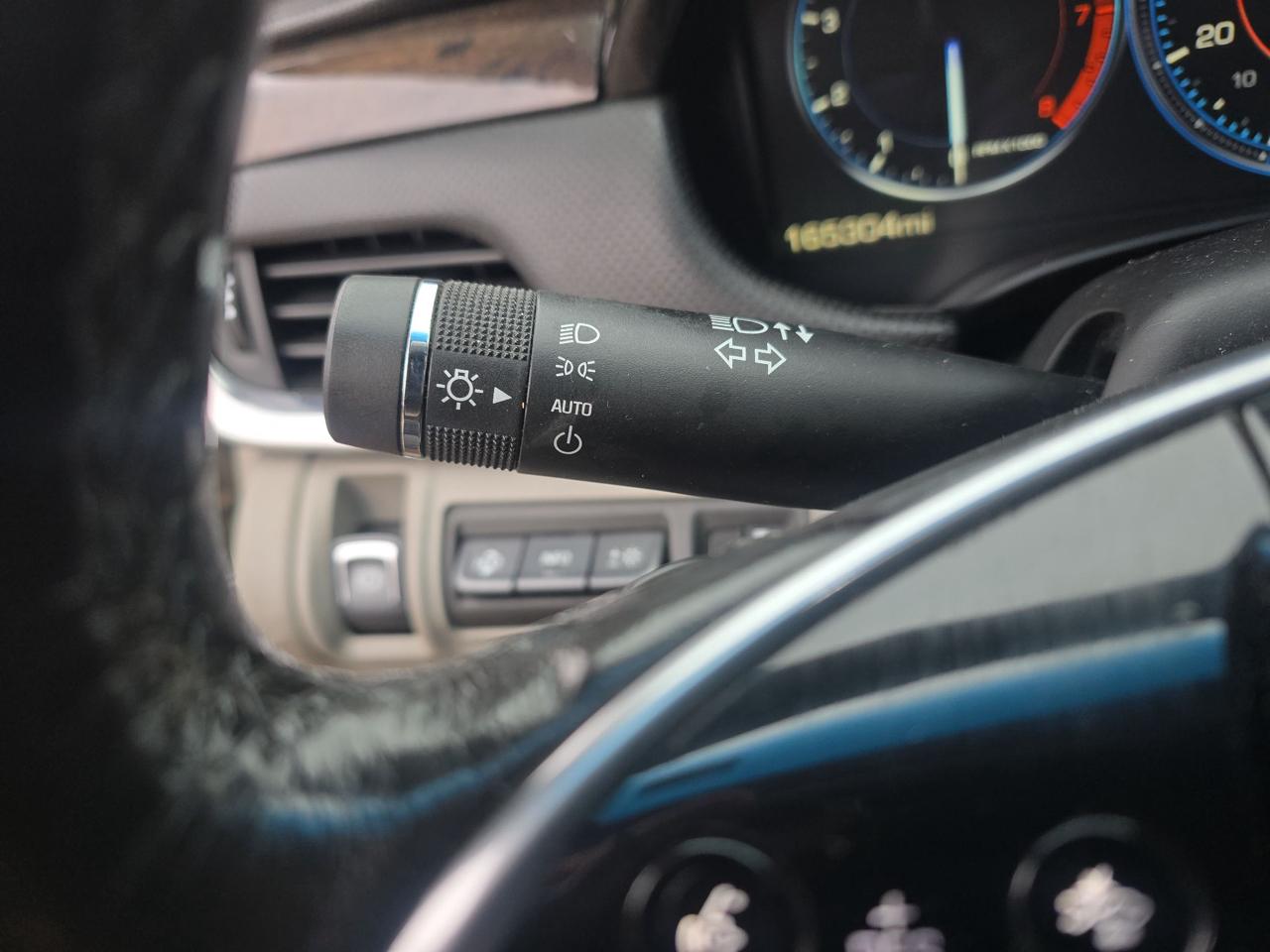 Cadillac XTS Premium AWD 2013