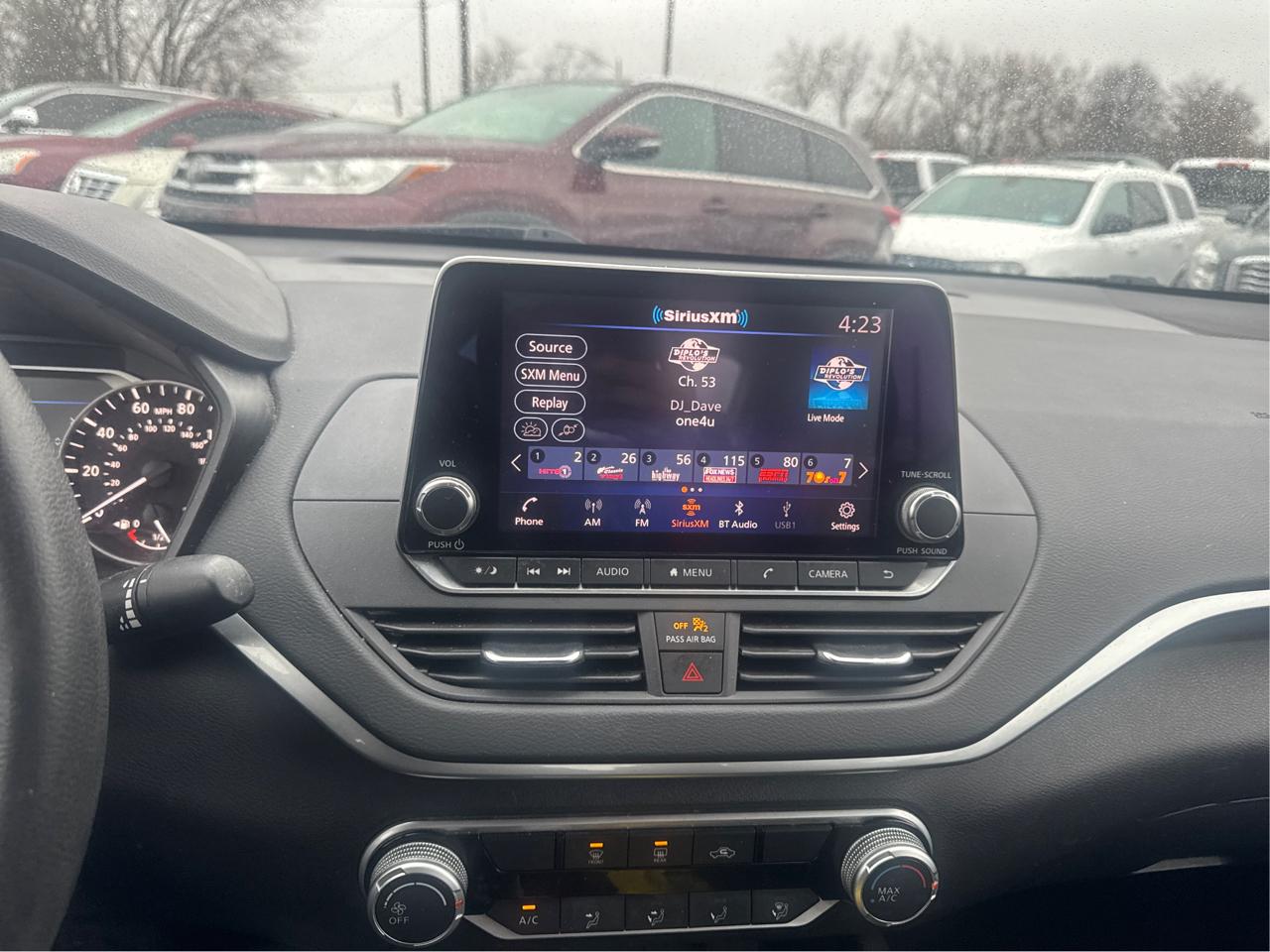 Nissan Altima 2.5 SV 2022