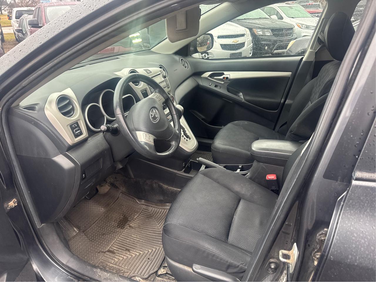 Toyota Matrix S AWD 4-Speed AT 2009