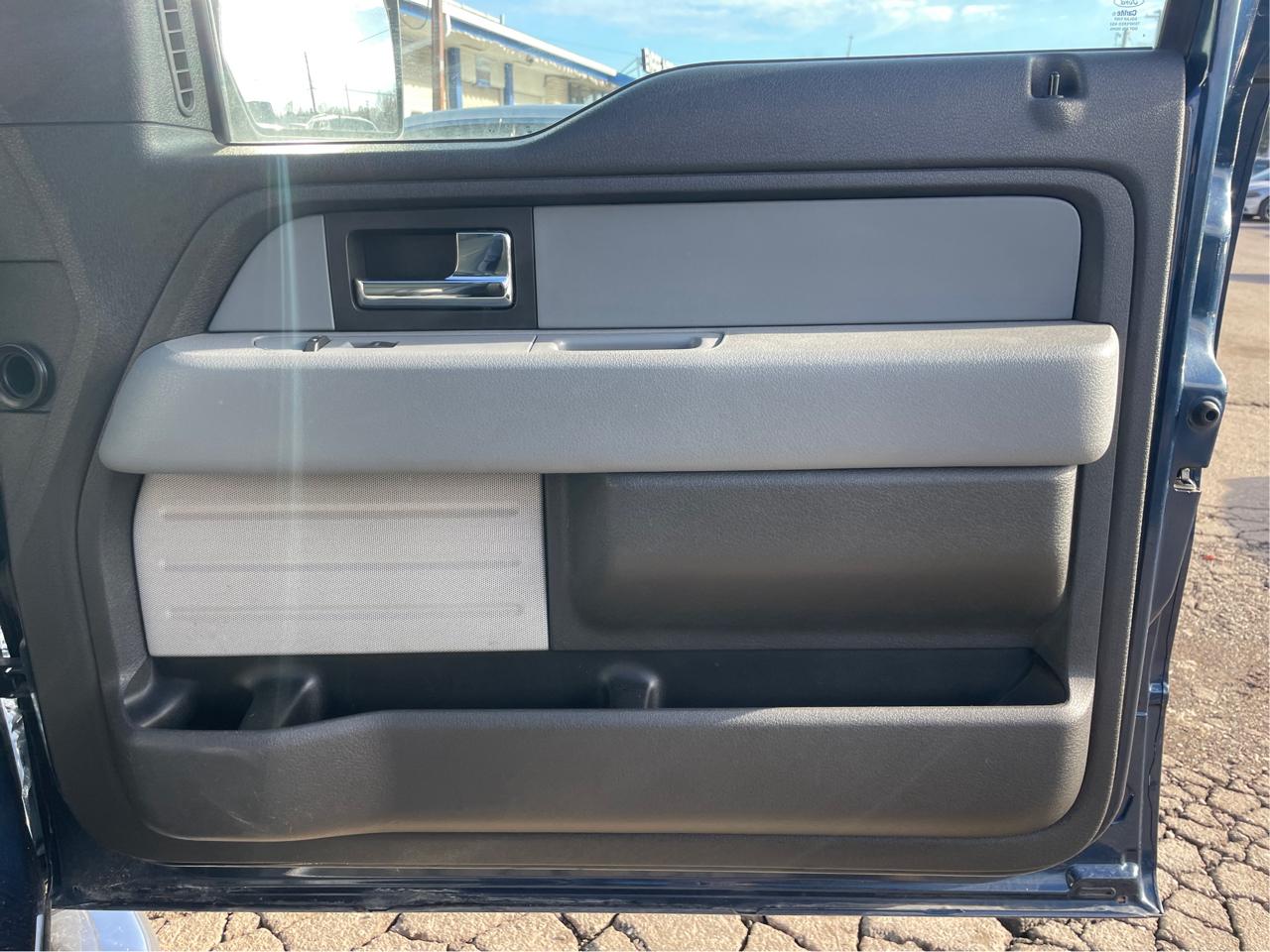 Ford F-150 Platinum SuperCrew 6.5-ft. Bed 4WD 2014