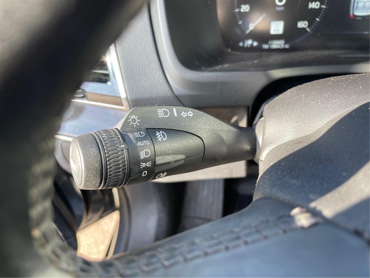 Volvo XC90 T6 Momentum AWD 2017