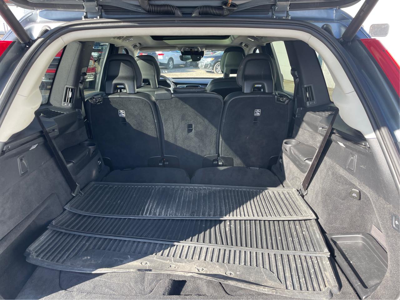 Volvo XC90 T6 Momentum AWD 2017