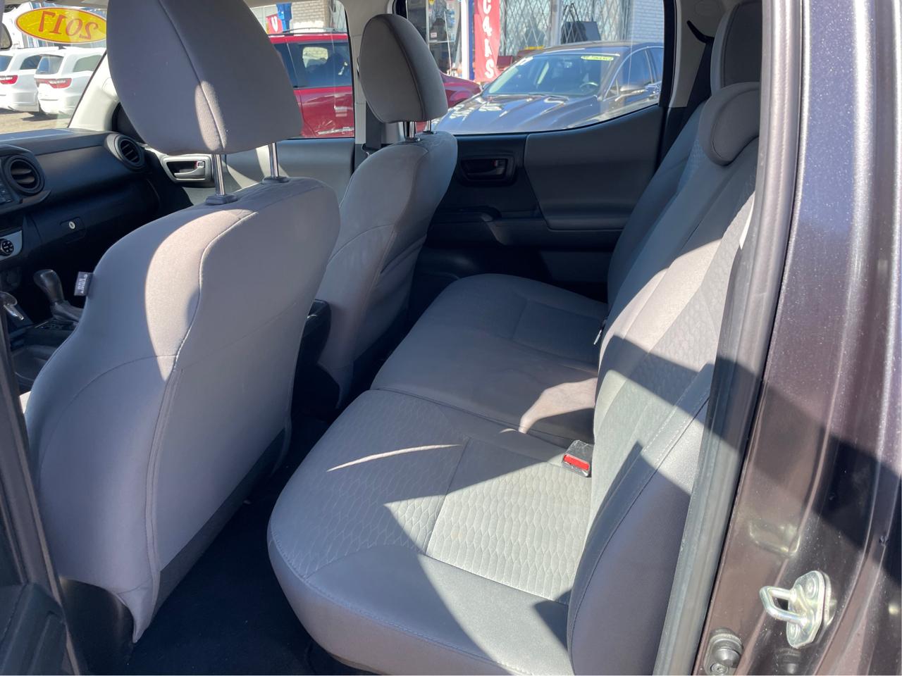 Toyota Tacoma SR5 Double Cab Long Bed V6 6AT 4WD 2017