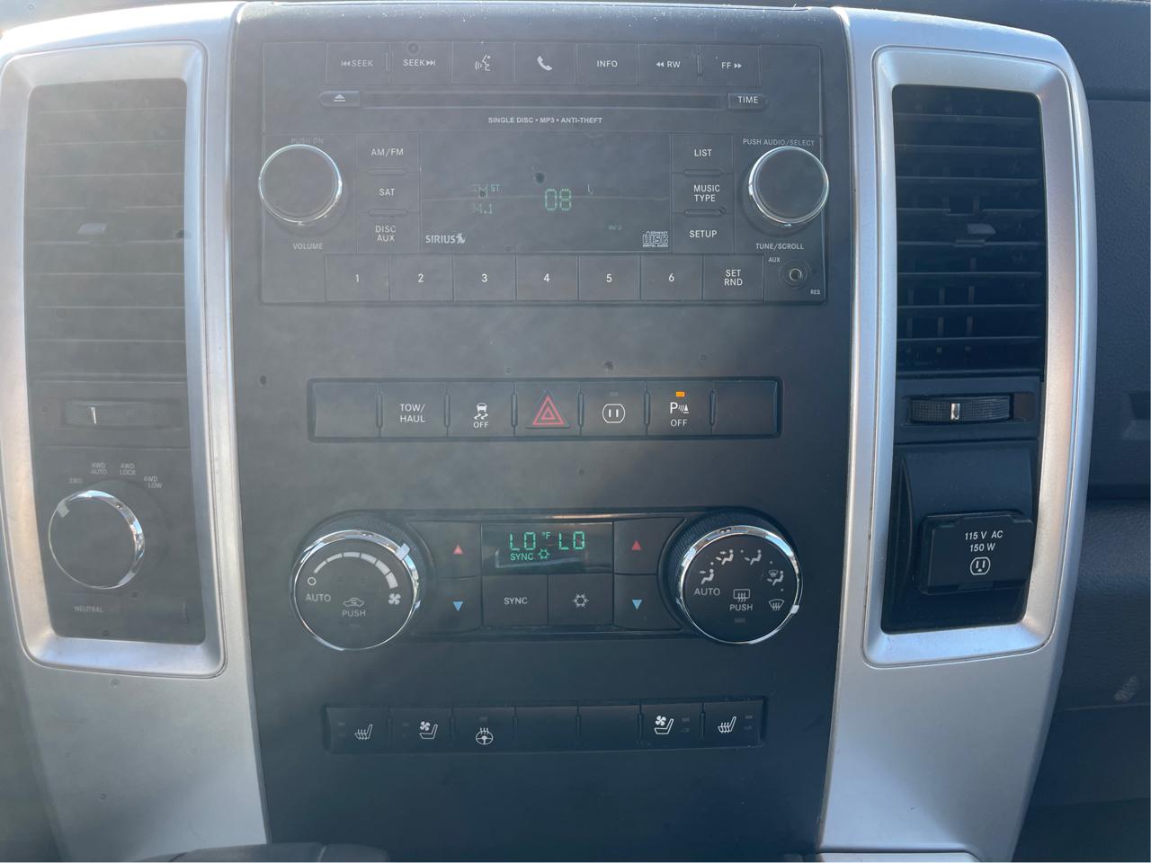 RAM 1500 Sport Quad Cab 4WD 2012