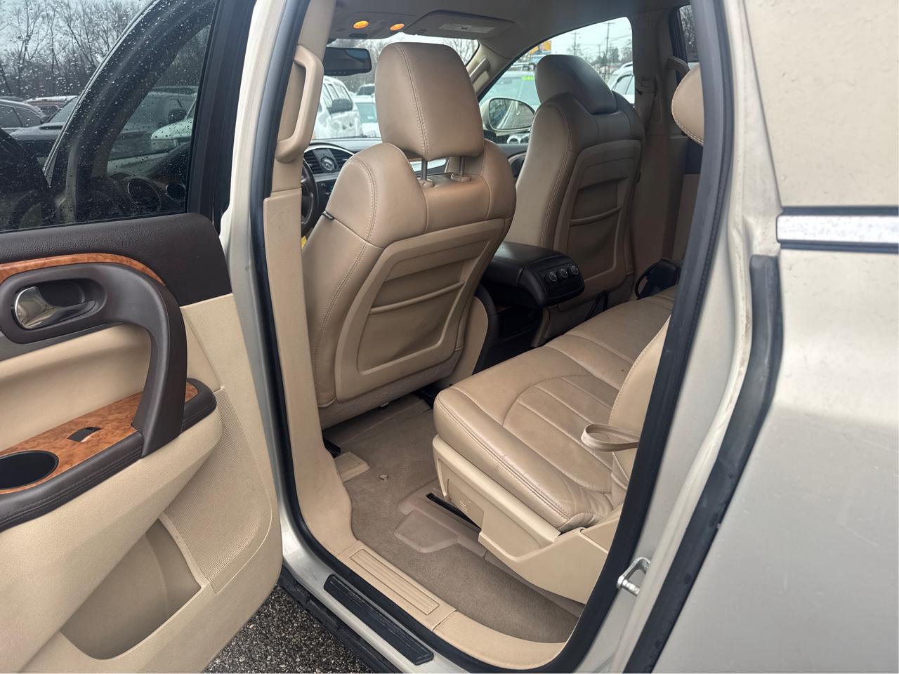 Buick Enclave Leather FWD 2012