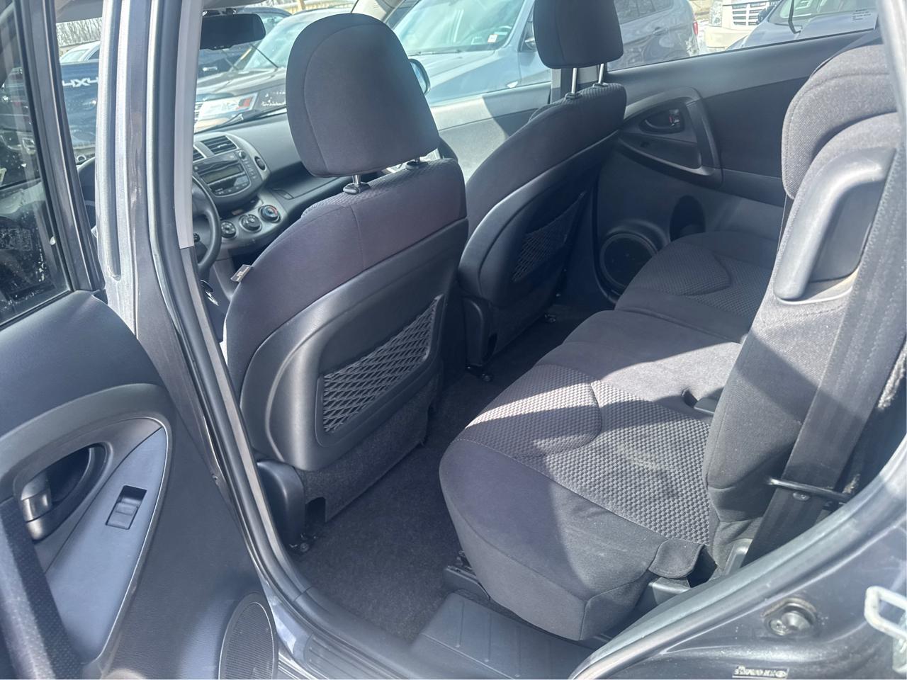 Toyota RAV4 Sport I4 4WD 2011