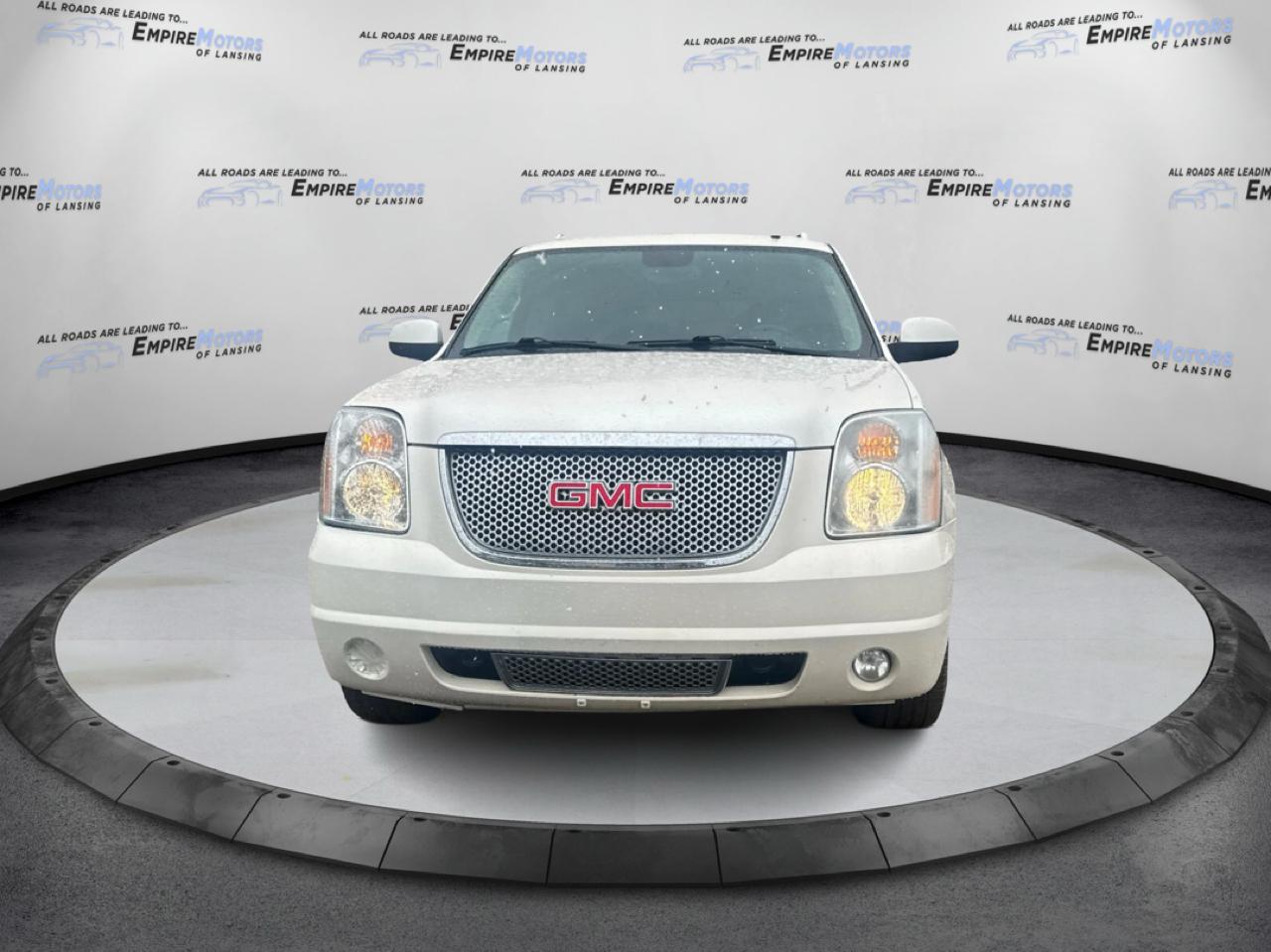 GMC Yukon Denali XL 4WD 2013