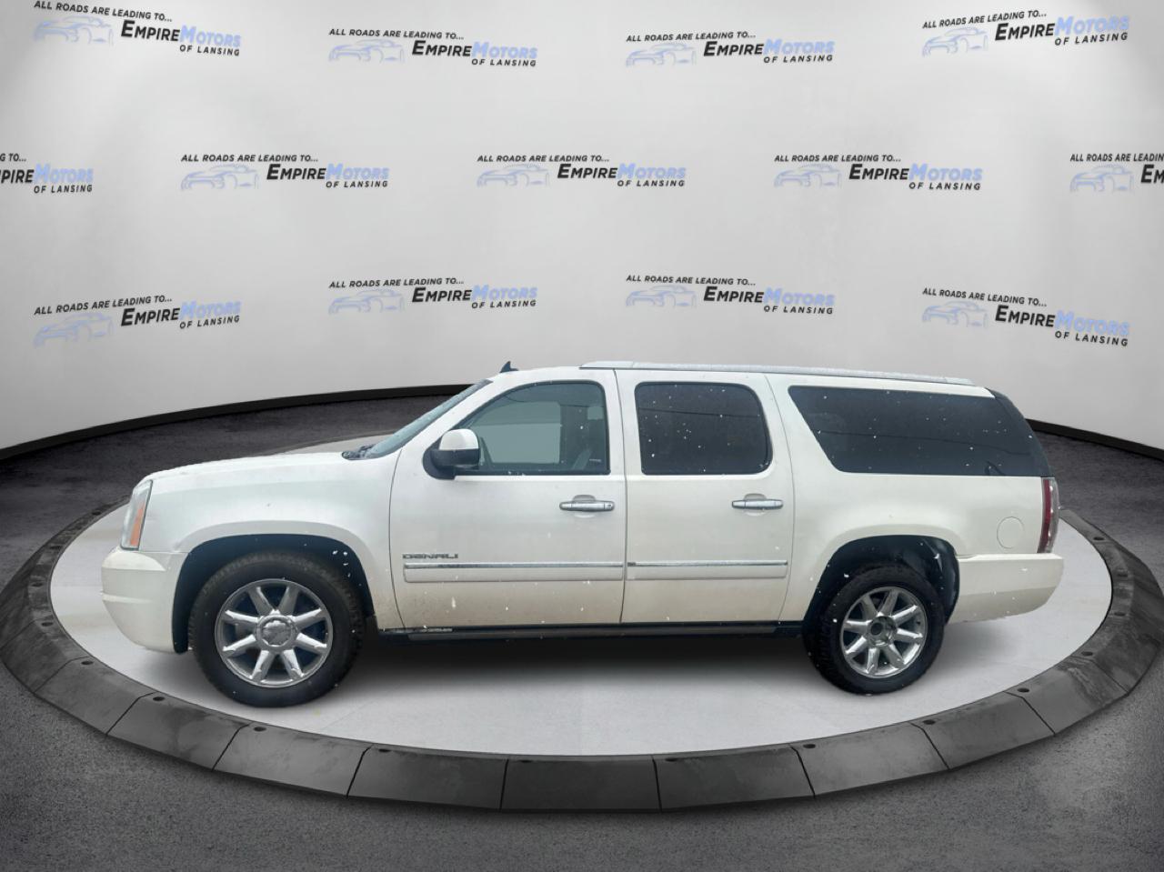 GMC Yukon Denali XL 4WD 2013