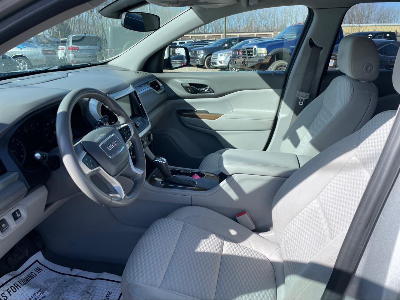 GMC Acadia SLE-1 FWD 2018