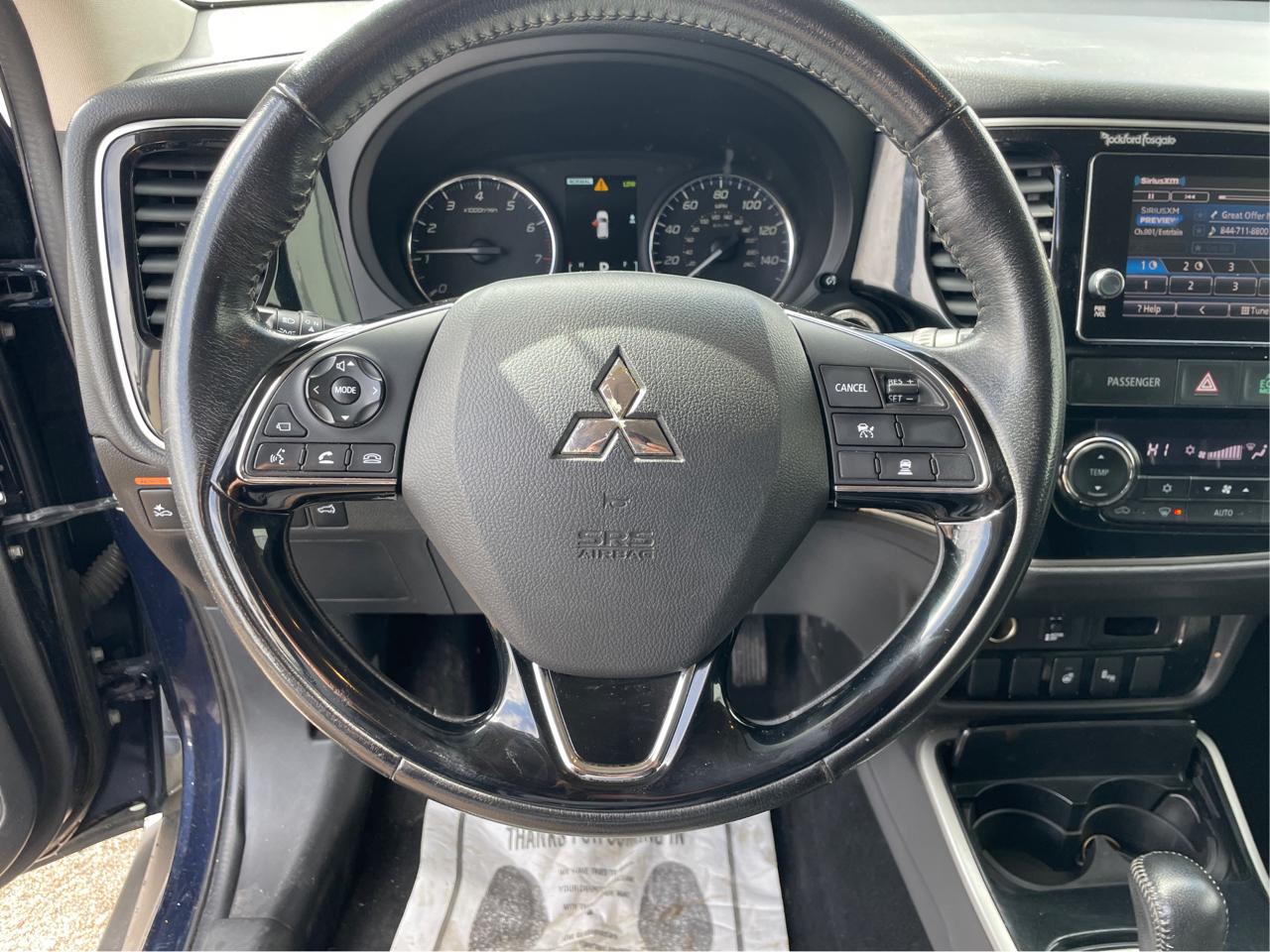 Mitsubishi Outlander SEL AWD 2018