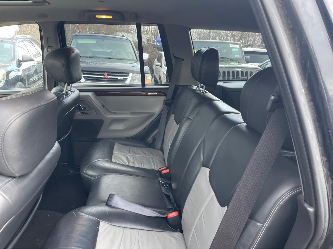 Jeep Grand Cherokee Overland 4WD 2004