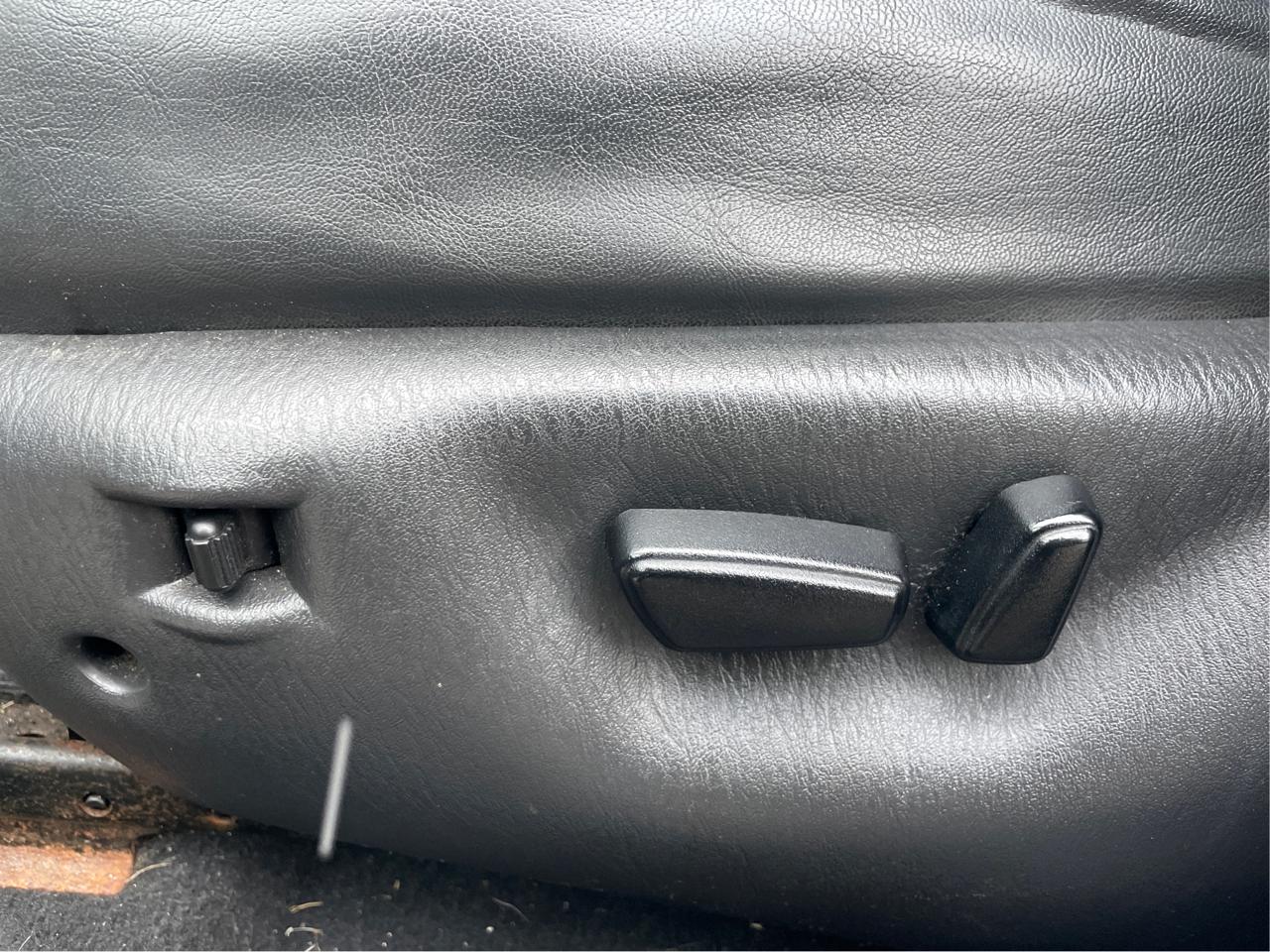 Jeep Grand Cherokee Overland 4WD 2004