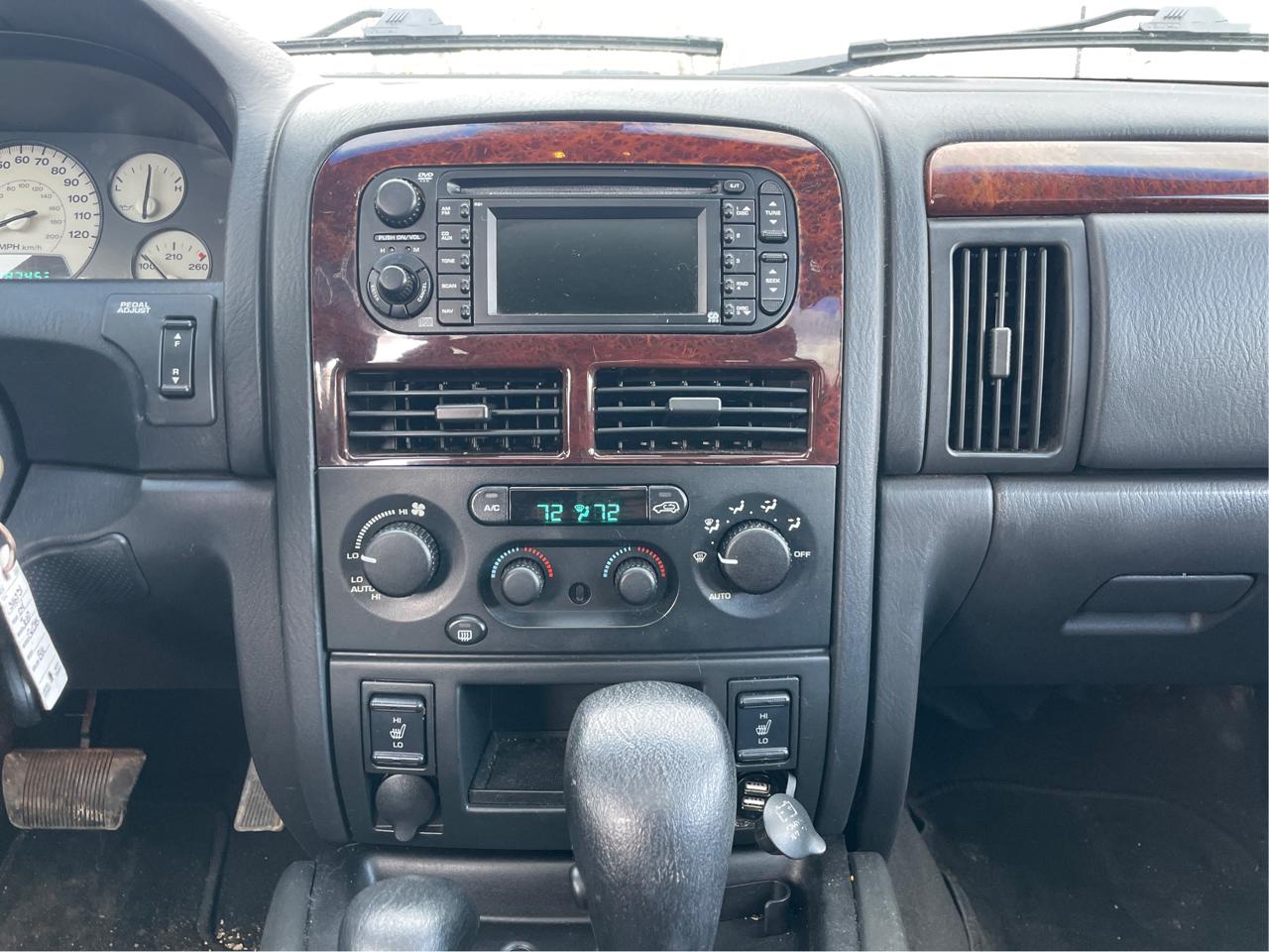 Jeep Grand Cherokee Overland 4WD 2004