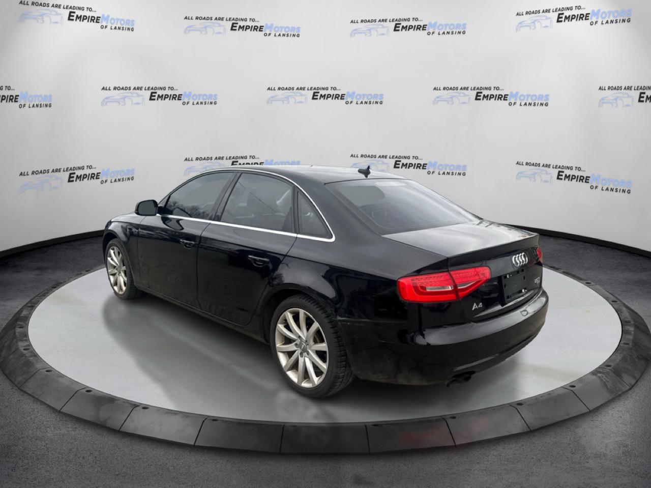 Audi A4 2.0T Sedan quattro Tiptronic 2013