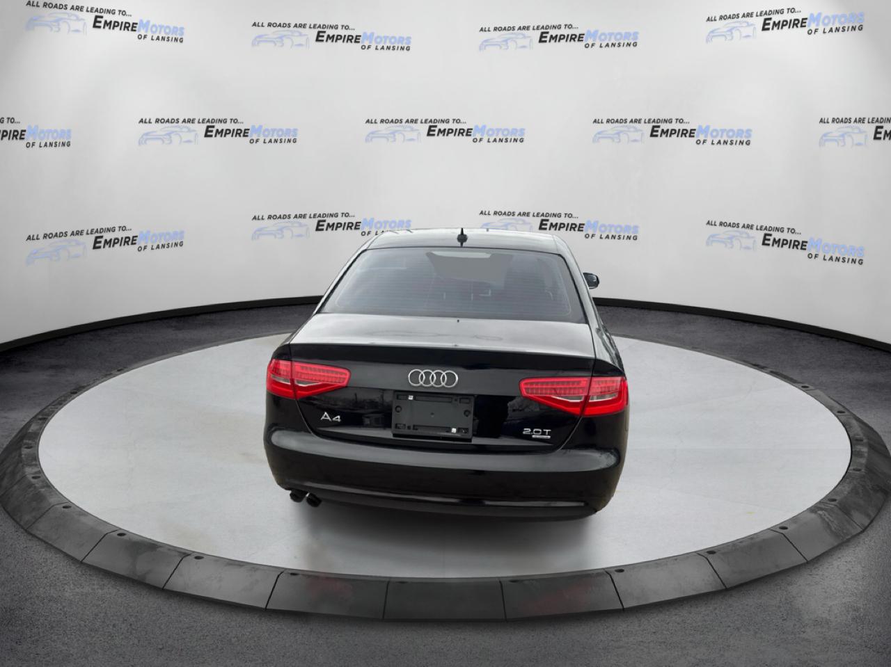 Audi A4 2.0T Sedan quattro Tiptronic 2013