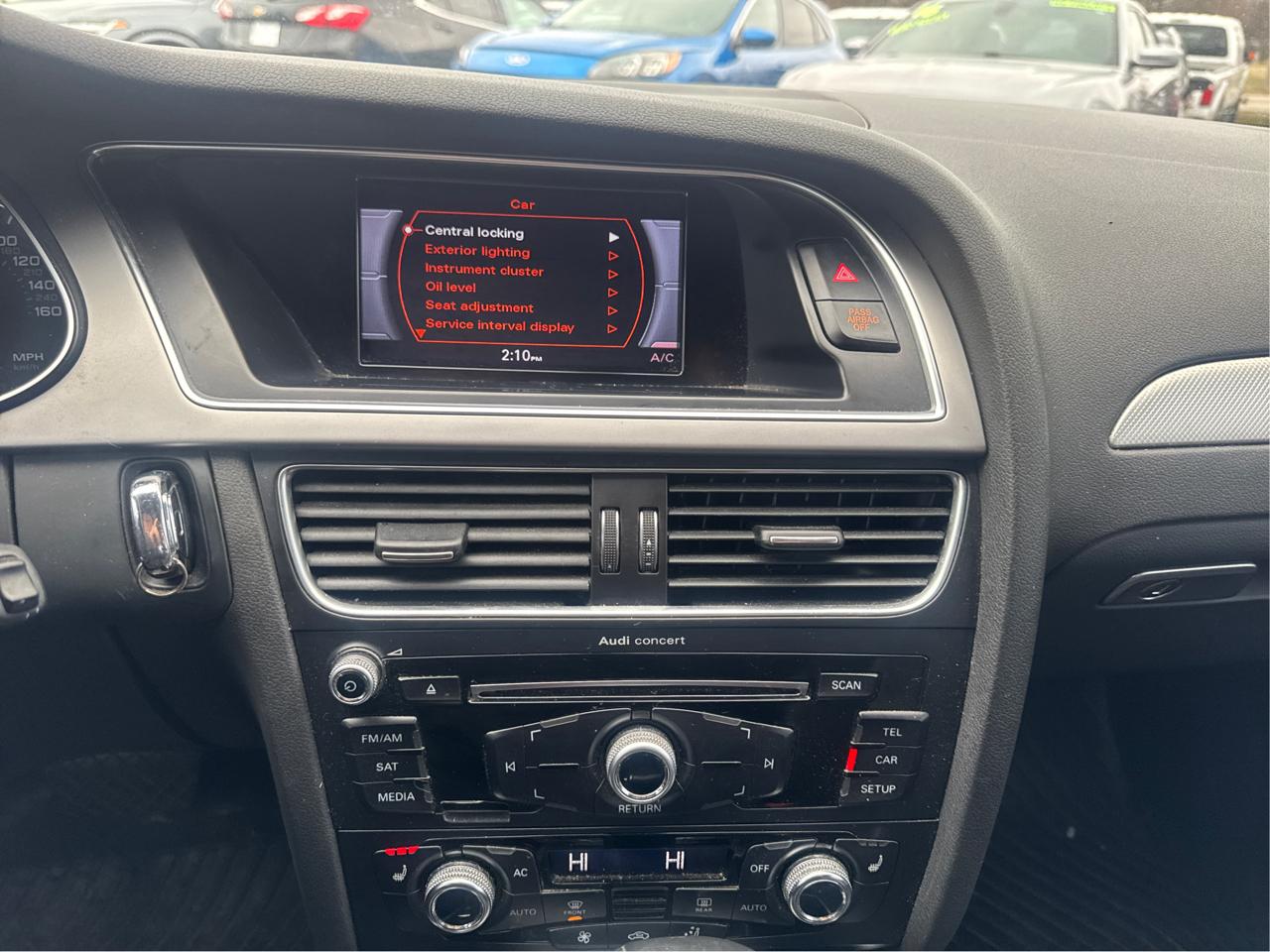 Audi A4 2.0T Sedan quattro Tiptronic 2013