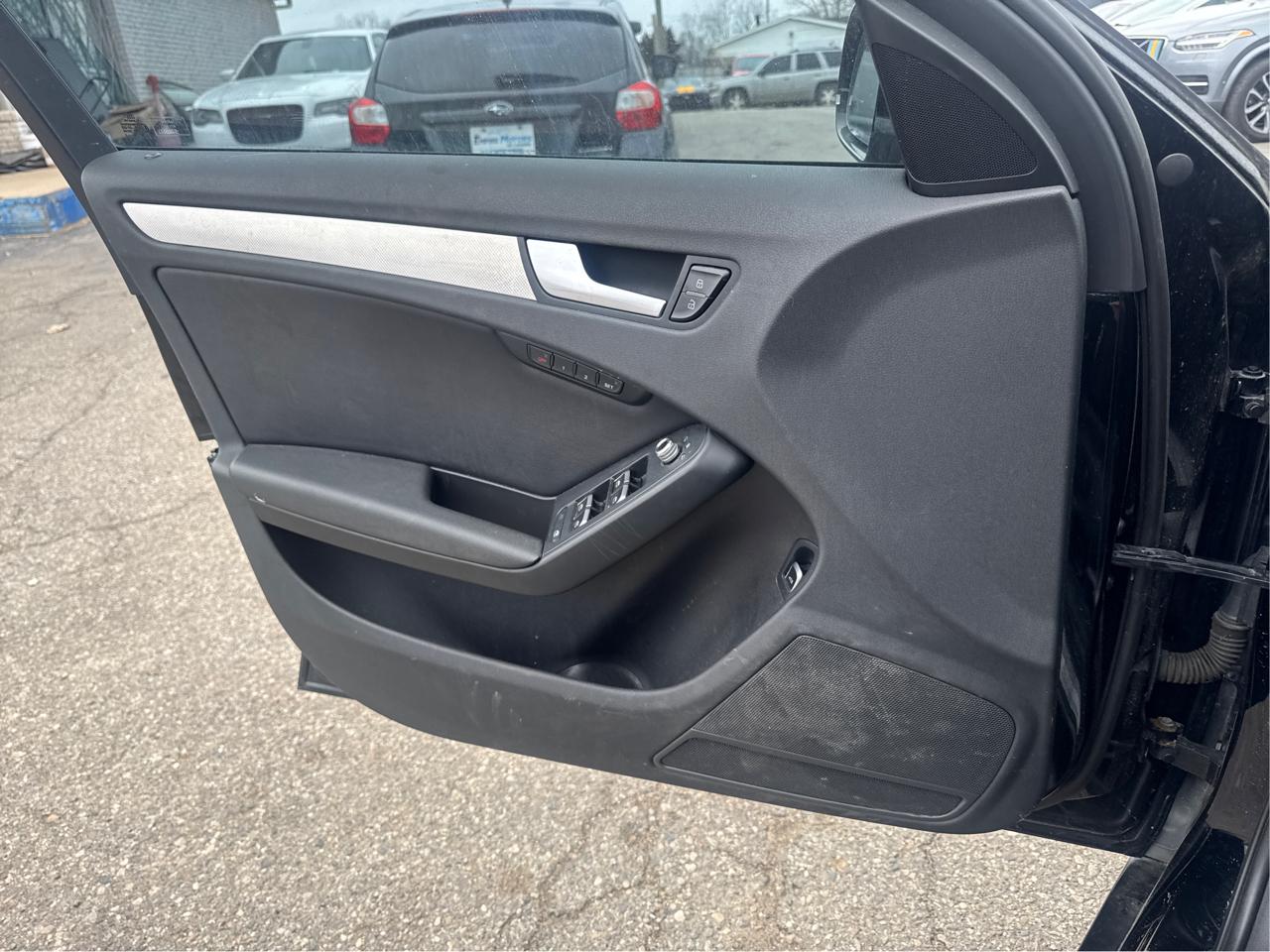 Audi A4 2.0T Sedan quattro Tiptronic 2013