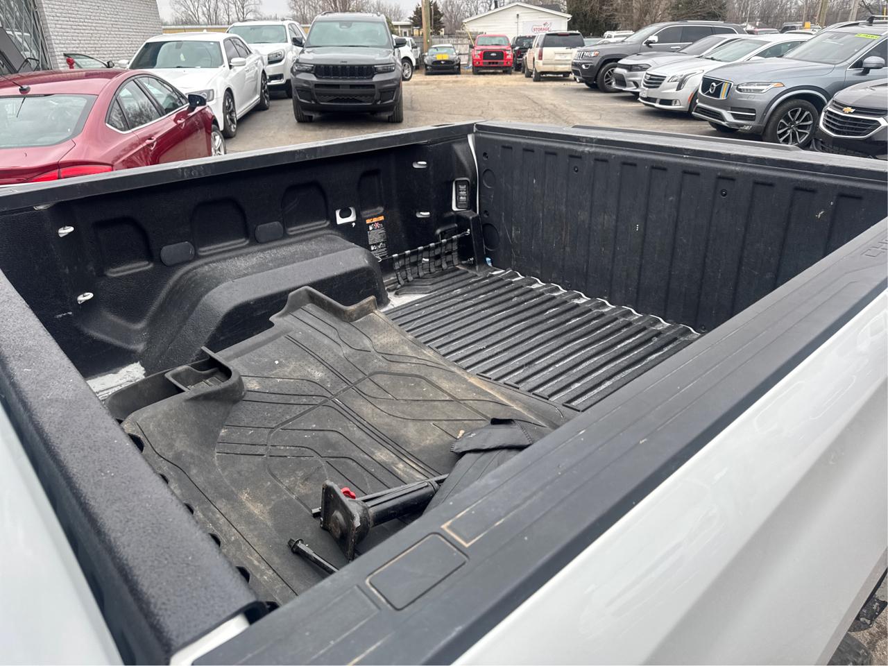Chevrolet Silverado 1500 LT Trail Boss Crew Cab 4WD 2019
