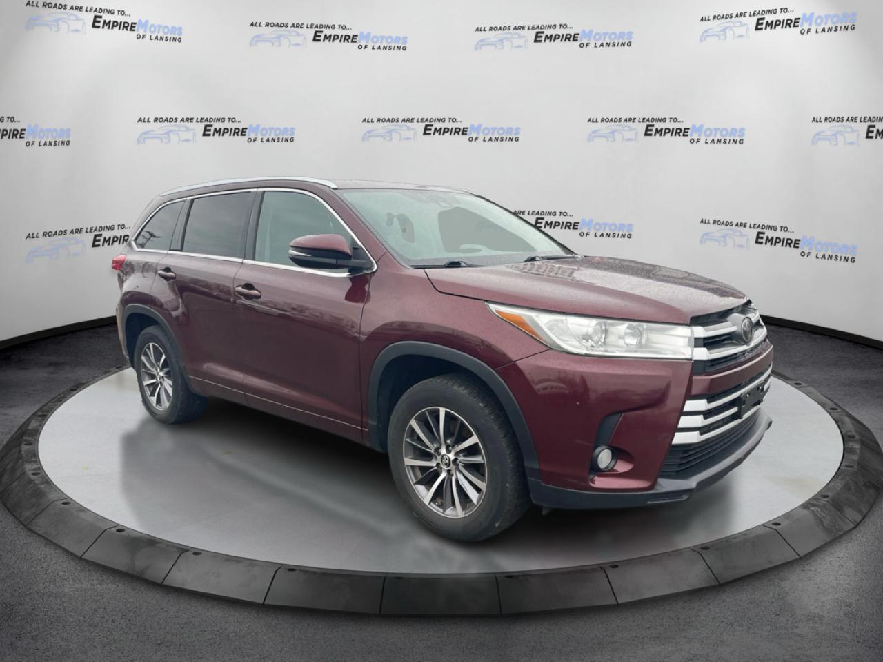 Toyota Highlander SE FWD V6 2017