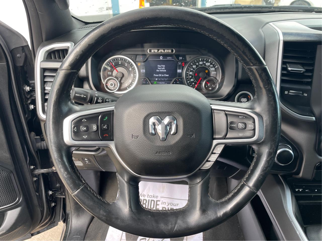 RAM 1500 Big Horn Crew Cab SWB 4WD 2019