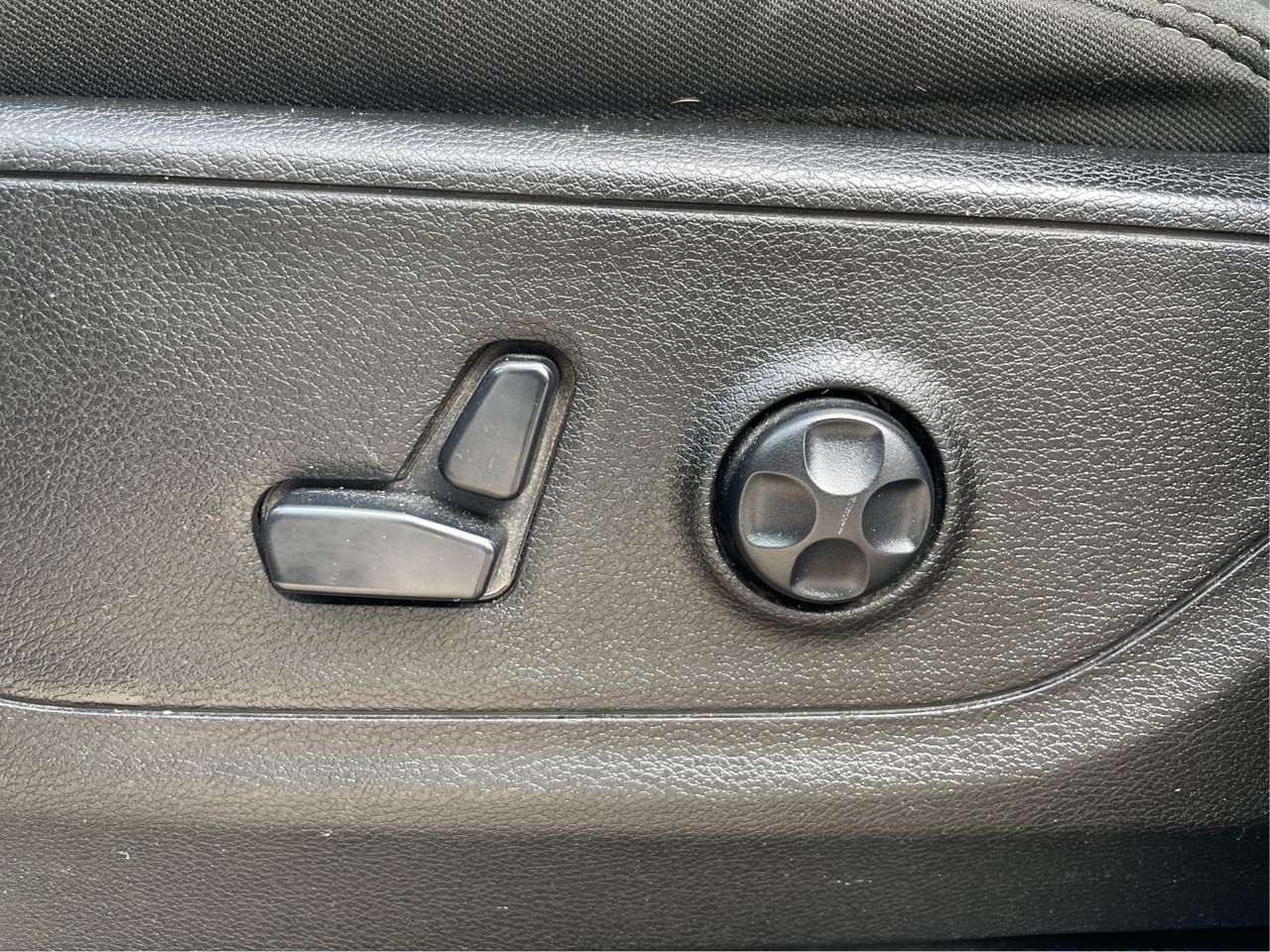 RAM 1500 Big Horn Crew Cab SWB 4WD 2019