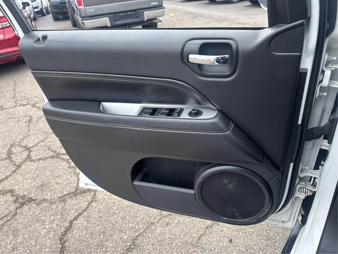 Jeep Compass Latitude FWD 2016