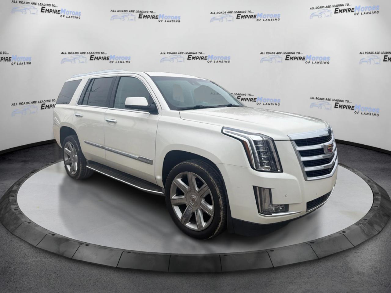 Cadillac Escalade Luxury 4WD 2015