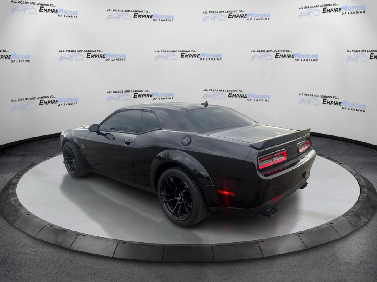 Dodge Challenger R/T Scat Pack Widebody RWD 2021